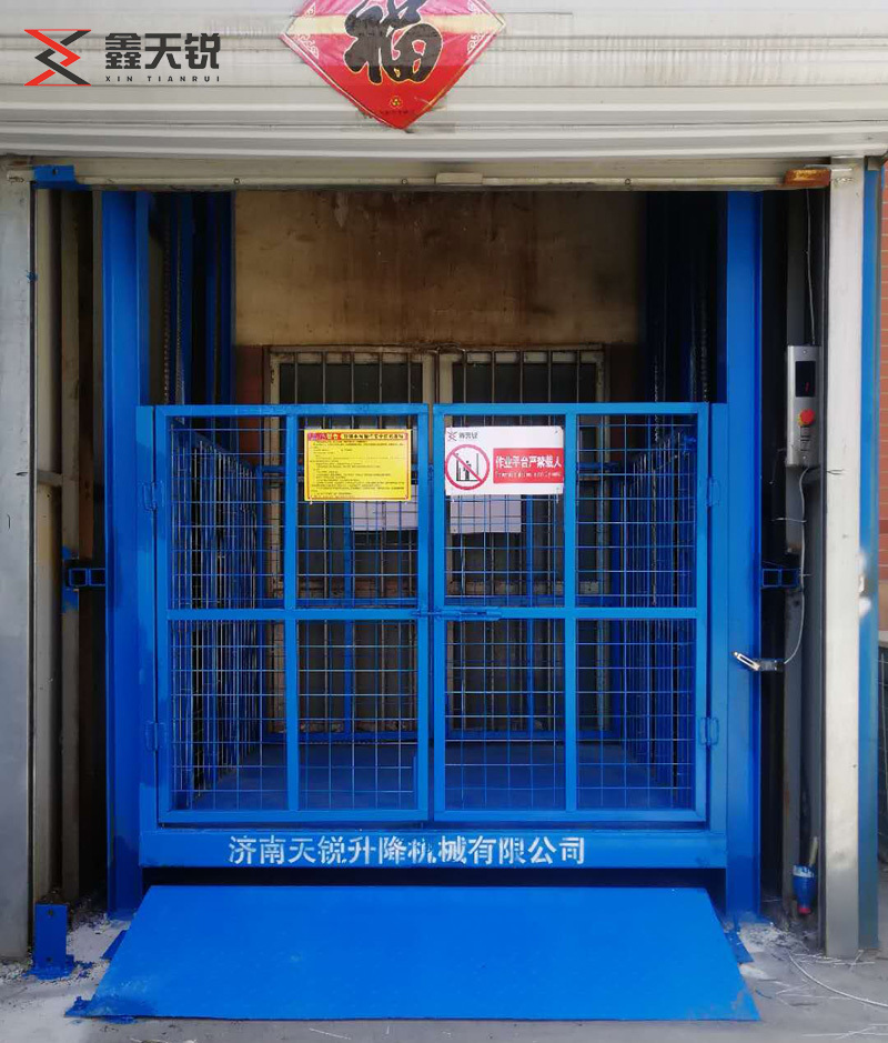 湖州导轨式升降机